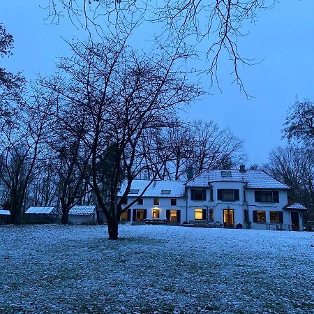 Ferienwohnung Manoir Au Bois Braine-le-Château Exterior foto